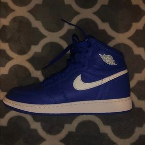 Jordan 1 hyper royal (worn once) (no scuff marks)